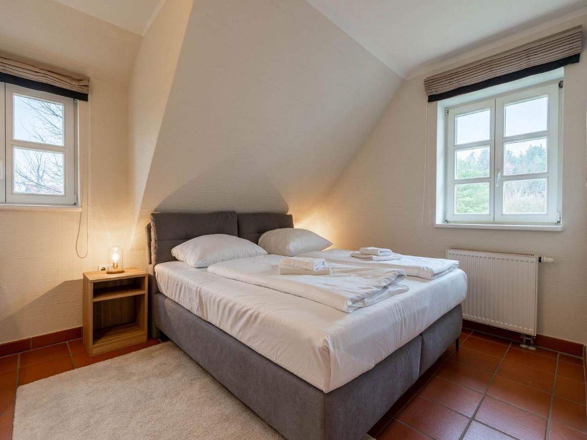 Feriendorf Rugana - Klassik Appartement Mit 2 Schlafzimmern Und Terrasse A25 Dranske Zewnętrze zdjęcie
